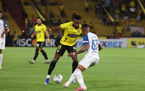 Barcelona SC se alejó del líder Independiente del Valle.
