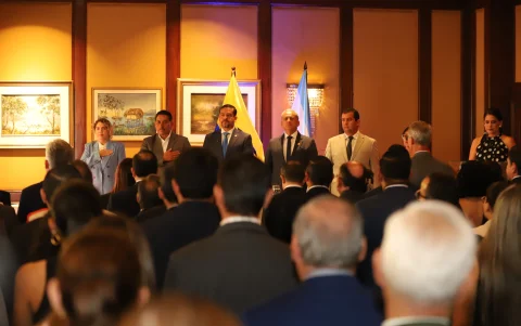 Los prefectos presentes en la primera sesión de la Asamblea por la Mancomunidad de Conservaión del Río Guayas.