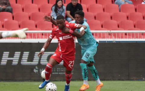 Liga de Quito y Leones FC se enfrentan por la clasificación a cuartos de final.