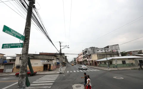 Un inmueble ubicado en la intersección de las calles Tungurahua y García Goyena fue expropiado por el Municipio para ejecutar los trabajos viales.