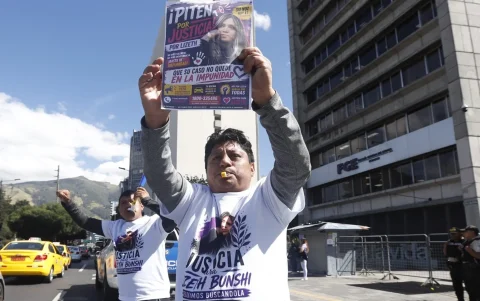 Los familiares piden que las autoridades no reduzcan los esfuerzos para localizar a la joven desaparecida, Lizeth Bunshi.