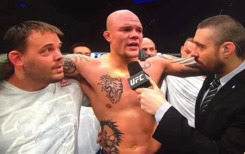 Anthony Smith durante una de sus etapas como peleador profesional de artes marciales mixtas.