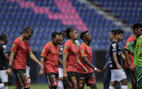 Deportivo Cuenca salió con las manos vacías ante Independiente del Valle.