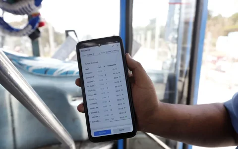 Control digital. El nuevo sistema permitirá generar alertas automáticas por exceso de velocidad o abandono de rutas establecidas.