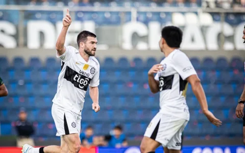 Tim Payne cerró la goleada 5-0 ante Rubio Ñu