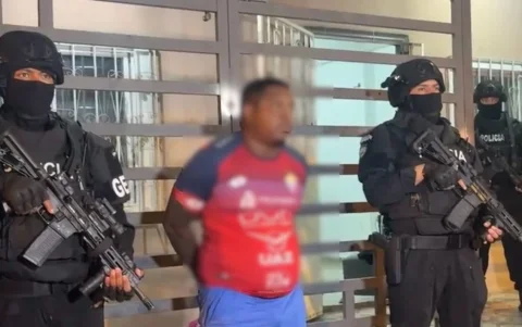 Operativo Tracker dejó 13 detenidos en Guayaquil por extorsiones y nexos con Tiburones-Mafia 18.