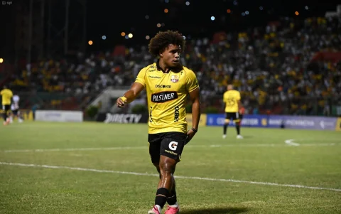 Liga de Portoviejo reclamó ante FEF la inclusión indebida de Erick Mendoza en Barcelona SC.