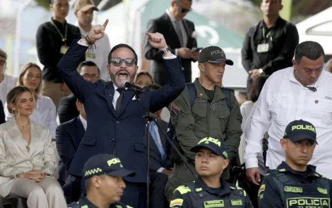 Abelardo de la Espriella será posesionado este 7 de agosto de 2026 en Cali, Colombia.