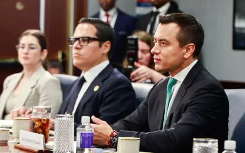 José Julio Neira, el secretario de la Administración Pública de Daniel Noboa, asegura que no existe persecución política desde el Gobierno Nacional.