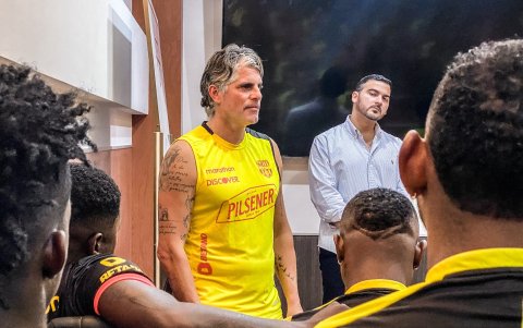 Diego López fue el primer entrenador que salió durante la administración de Antonio Álvarez.