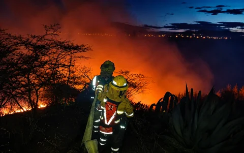 Los incendios forestales vuelven a representar una amenaza para Quito durante la temporada seca.