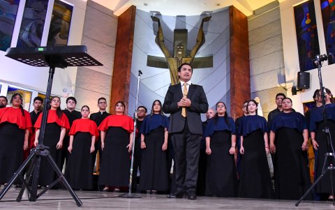 El Instituto Superior Universitario Bolivariano integró la nómina de instituciones presentes en el festival.