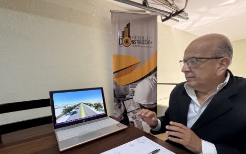 Carlos Ochoa Palau muestra a EXPRESO el diseño que tendría la obra vial.