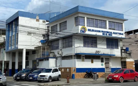 CREO ingresó su oficio en la Delegación Provincial Electoral de El Oro.