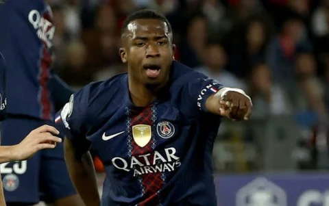Willian Pacho es una de las figuras de PSG en la Champions League.