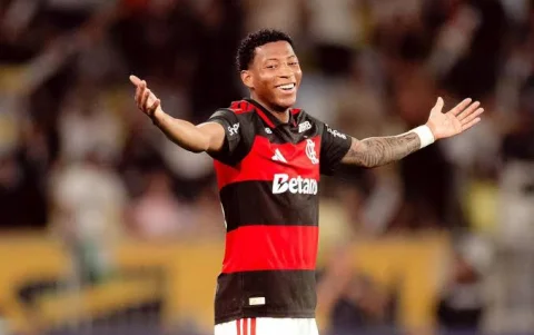 Gonzalo Plata es una de las figuras de Flamengo en Brasil.