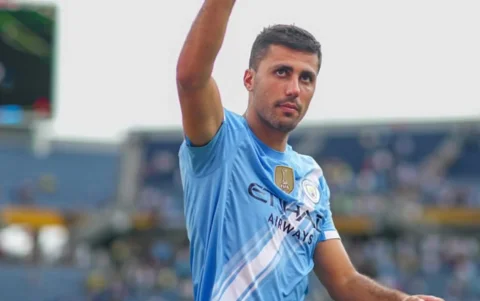 Rodri Hernández, mediocampista del Manchester City, durante un partido de la Premier League.