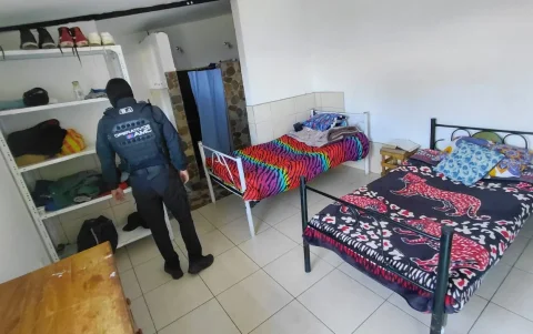 El centro clandestino fue clausurado durante un operativo en Pintag, suroriente de Quito.