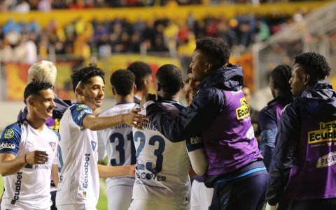 Liga de Quito festejó en el estadio Gonzalo Pozo al vencer a Aucas.