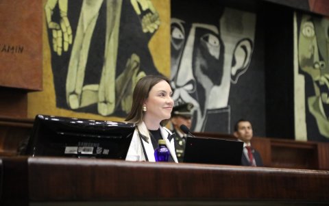 Mishel Mancheno, presidenta de la Asamblea Nacional, lidera el CAL.