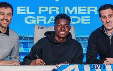 Alberto Campo firma su contrato profesional con Racing Club y extiende su vínculo con el equipo argentino hasta junio de 2030.