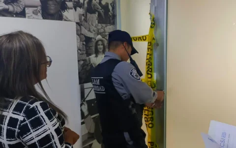 Los servidores estaban guardados en una oficina del edificio del CPCCS.