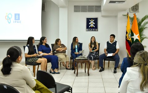 Conversatorio por los 30 años de Paidópolis.
