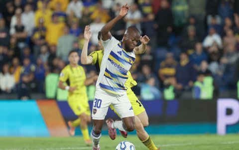Enner Valencia lució el dorsal 30 en Boca Juniors.