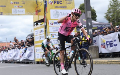 Carapaz llega como uno de los favoritos a ganar la clasificación general, pese a la presencia de Tadeg Pogacar.