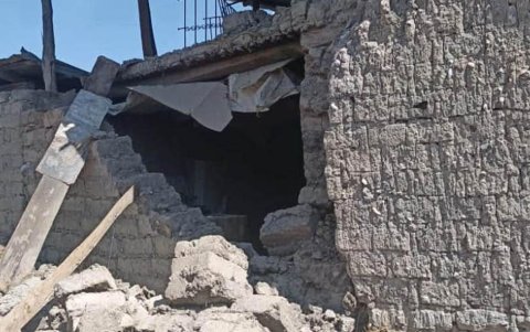 Daños en una vivienda tras el terremoto de magnitud 7,2 en la región andina de Ayacucho, este jueves en el sur de Perú.