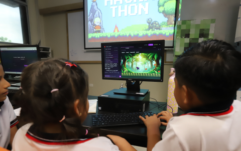 Los estudiantes plasmaron su creatividad en los videojuegos con temática ambiental.