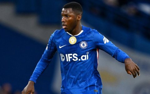 Moisés Caicedo, el volante ecuatoriano, es una de las figuras de Chelsea.