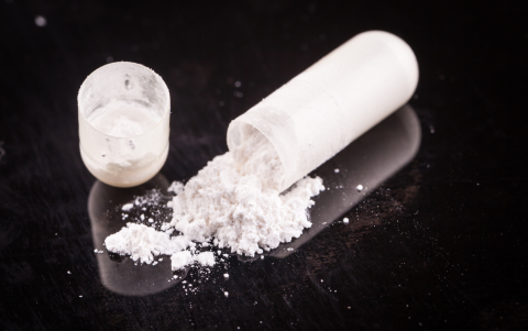 Una intoxicación grave puede causar convulsiones, hipertermia y pérdida de conciencia.