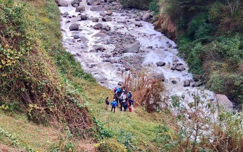Tras 37 días de búsqueda, los restos de Lizeth Bunshi fueron encontrados a orillas del río Machángara, en Guápulo, Quito.