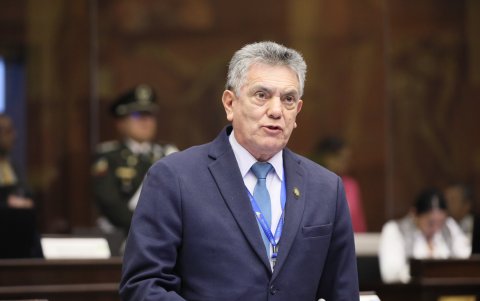 El asambleísta Gerardo Machado presentó sus sugerencias para ajustar la Ley Antimafias.