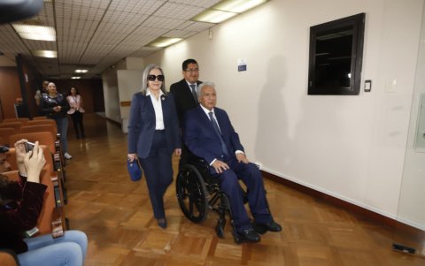 Lenín Moreno y Rocío González ingresan a la audiencia del caso Sinohydro