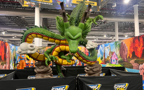 La decoración del evento adelanta el ambiente geek que marcará el décimo aniversario de la Comic Con Ecuador.