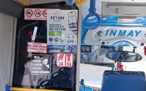 Varios buses urbanos de Manta ya cuentan con el QR instalado