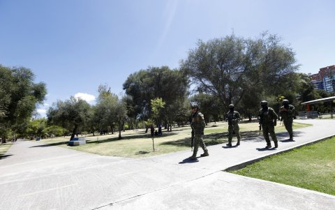 Control. El parque La Carolina cuenta con presencia policial que recorre diferentes zonas.