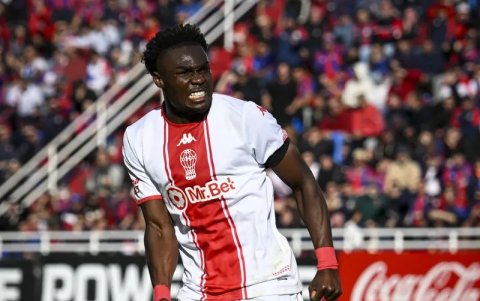 Jordy Caicedo es el goleador de Huracán.