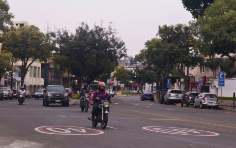La avenida Víctor Emilio Estrada conecta a Urdesa con urbanizaciones como Miraflores.