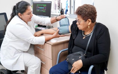 Salud reporta abastecimiento de hasta 63%; buscan aumentar stock de medicamentos este mes.