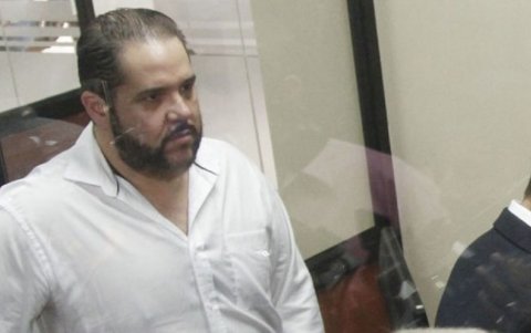 Jacobo Bucaram Pulley, hijo del expresidente Abdalá Bucaram, es procesado por delincuencia organizada en el caso Pruebas COVID-19.