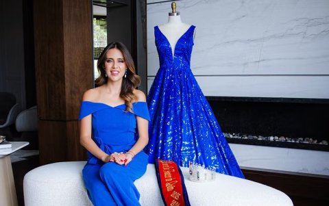 La reina de San Francisco de Quito del período 2025-2026 es María Emilia Sánchez Cevallos.