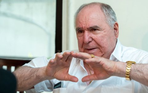 Abdalá Bucaram anunció acciones internacionales tras cuestionar la sentencia relacionada con la compra de pruebas para COVID-19.