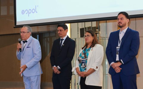 Expertos de distintas áreas lideraron las exposiciones sobre el comportamiento de El Niño y trasladaron información científica y técnica al sector empresarial.