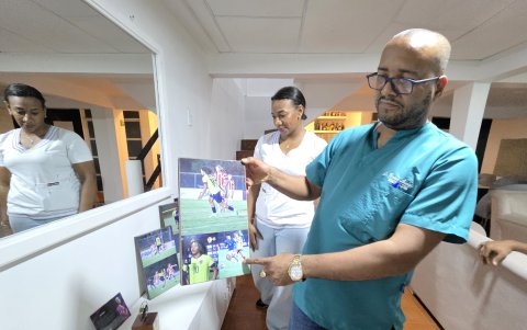 Los padres de Doménica conservan en su casa las imágenes que cuentan su carrera. Entre fotos y recuerdos, repasan los momentos que la llevaron hasta el Mundial.