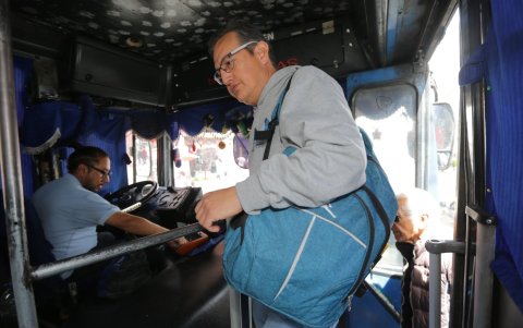 Costo. Desde enero de 2027, el pasaje urbano en la capital pasará de 0,35 a 0,40.