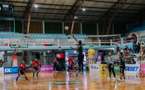 Machala Mineros y Quito Capitalinos definieron su segundo set a veinte puntos, marcando récord esta LNE Clausura 2026