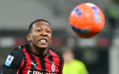 El ecuatoriano Pervis Estupiñán del AC Milan.
